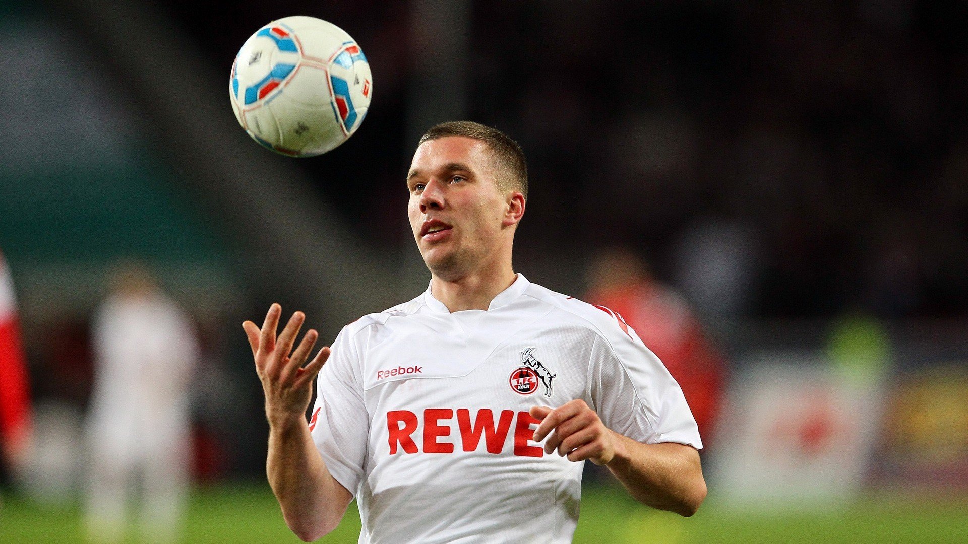 九游游戏中心下载-亚冠联赛国家队逆袭 球迷纷纷点赞，亚冠联赛球队名单